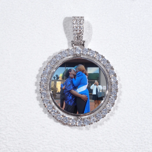 3D Spinning 2-Faced Custom Picture Pendant
