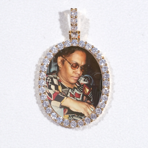 3D Oval Custom Picture Pendant