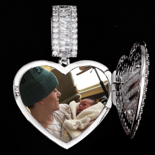 CUSTOM PICTURE PENDANT STYLE-8