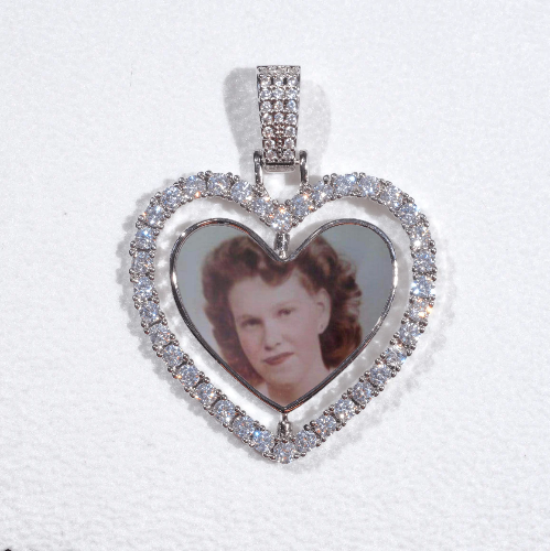 3D Spinning 2-Faced Heart Custom Picture Pendant