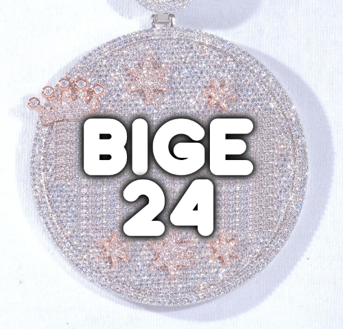 CUSTOM LETTER NECKLACE 3D BIG CROWN DISC