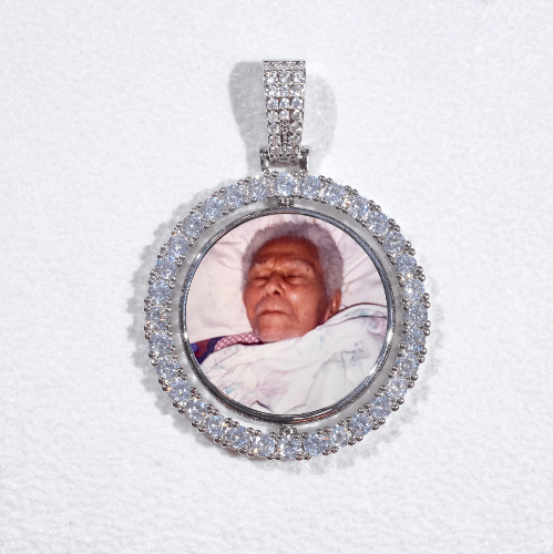 3D Spinning 2-Faced Custom Picture Pendant