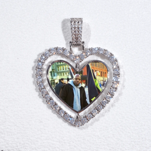 3D Spinning 2-Faced Heart Custom Picture Pendant