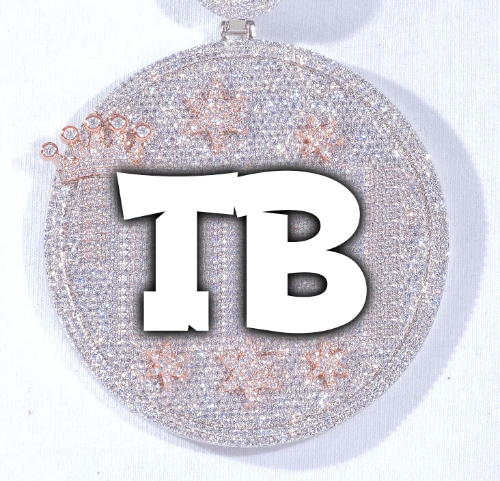 CUSTOM LETTER NECKLACE 3D BIG CROWN DISC