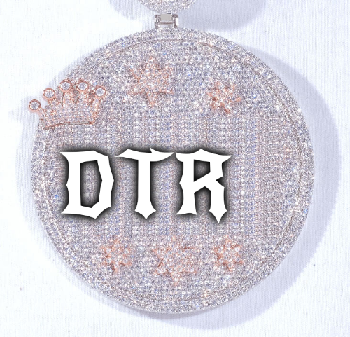 CUSTOM LETTER NECKLACE 3D BIG CROWN DISC