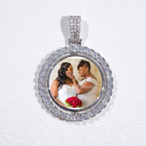 3D Spinning 2-Faced Custom Picture Pendant