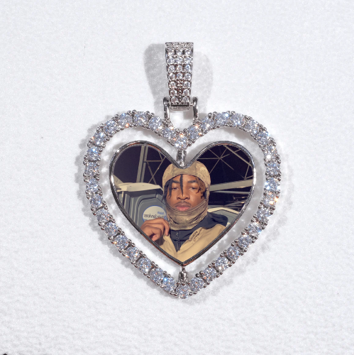3D Spinning 2-Faced Heart Custom Picture Pendant