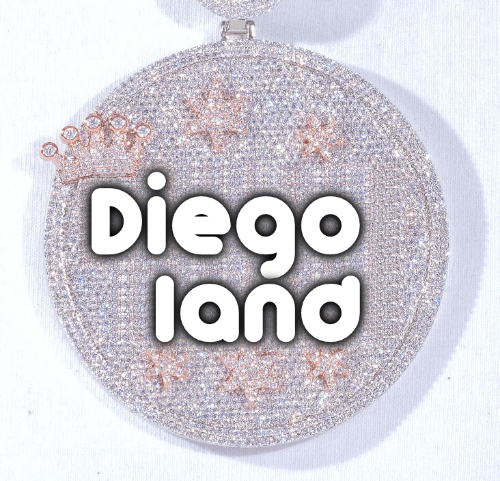 CUSTOM LETTER NECKLACE 3D BIG CROWN DISC