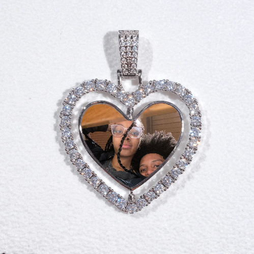 3D Spinning 2-Faced Heart Custom Picture Pendant