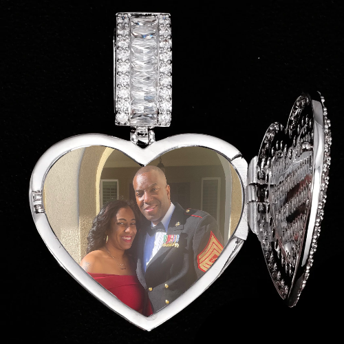 CUSTOM PICTURE PENDANT STYLE-8