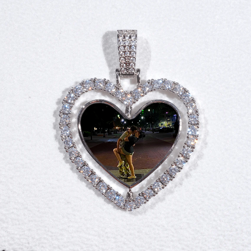 3D Spinning 2-Faced Heart Custom Picture Pendant