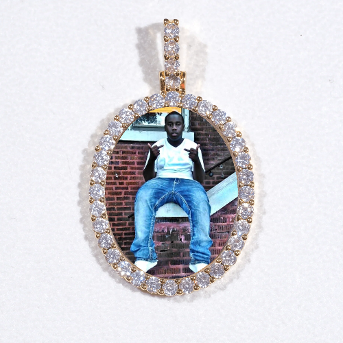 3D Oval Custom Picture Pendant