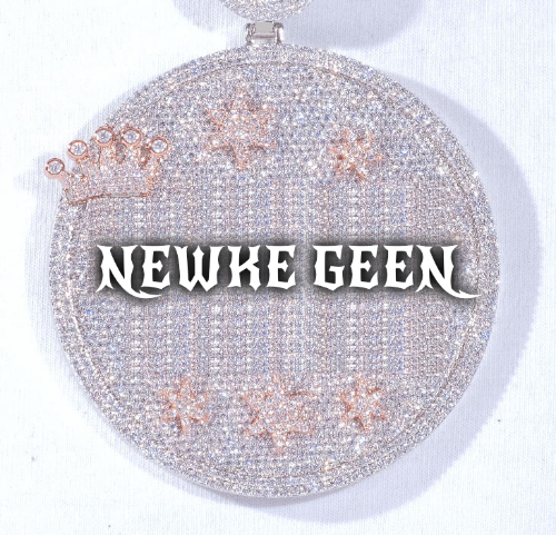 CUSTOM LETTER NECKLACE 3D BIG CROWN DISC