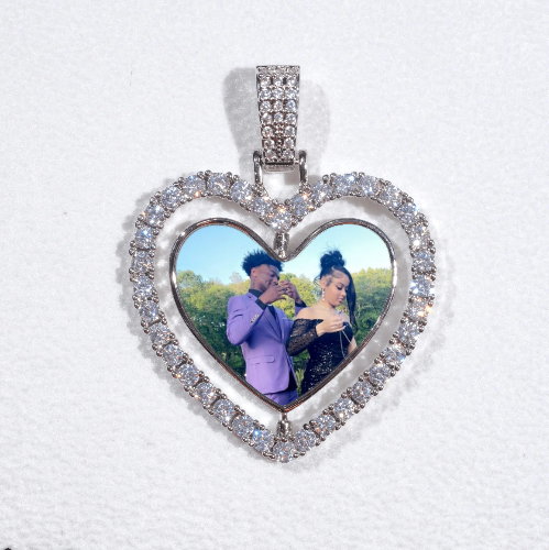3D Spinning 2-Faced Heart Custom Picture Pendant