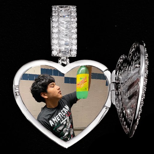 CUSTOM PICTURE PENDANT STYLE-8