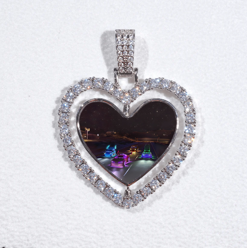 3D Spinning 2-Faced Heart Custom Picture Pendant