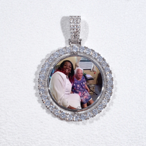 3D Spinning 2-Faced Custom Picture Pendant
