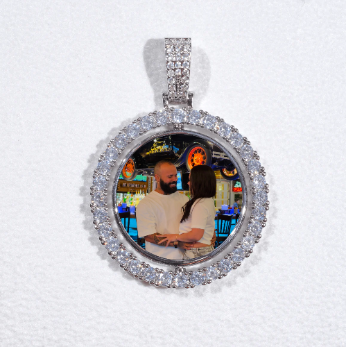 3D Spinning 2-Faced Custom Picture Pendant