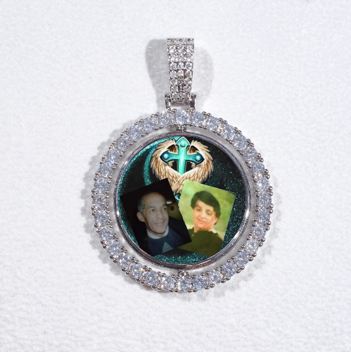3D Spinning 2-Faced Custom Picture Pendant