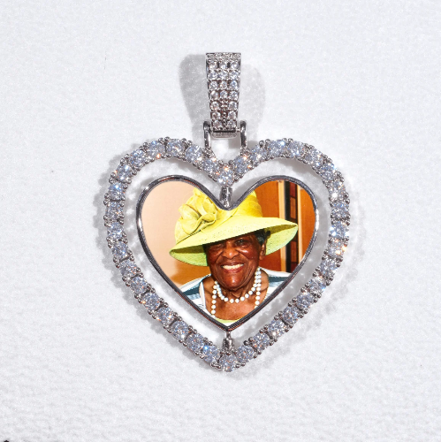 3D Spinning 2-Faced Heart Custom Picture Pendant