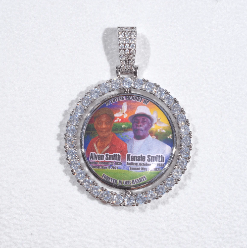 3D Spinning 2-Faced Custom Picture Pendant