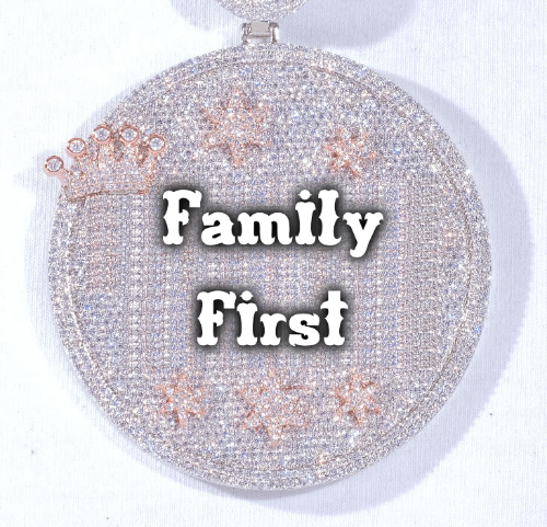 CUSTOM LETTER NECKLACE 3D BIG CROWN DISC