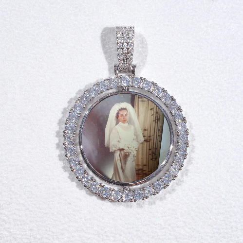 3D Spinning 2-Faced Custom Picture Pendant