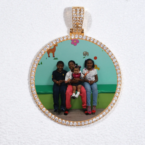 MEDIUM 3D CIRCLE CUSTOM PICTURE PENDANT