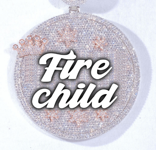 CUSTOM LETTER NECKLACE 3D BIG CROWN DISC