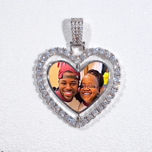 3D Spinning 2-Faced Heart Custom Picture Pendant