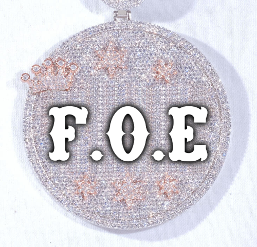 CUSTOM LETTER NECKLACE 3D BIG CROWN DISC