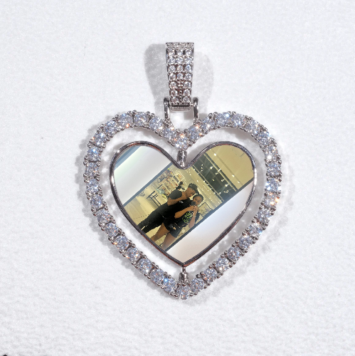 3D Spinning 2-Faced Heart Custom Picture Pendant