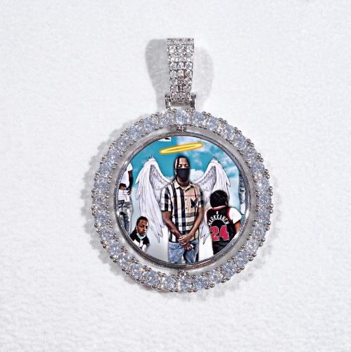 3D Spinning 2-Faced Custom Picture Pendant