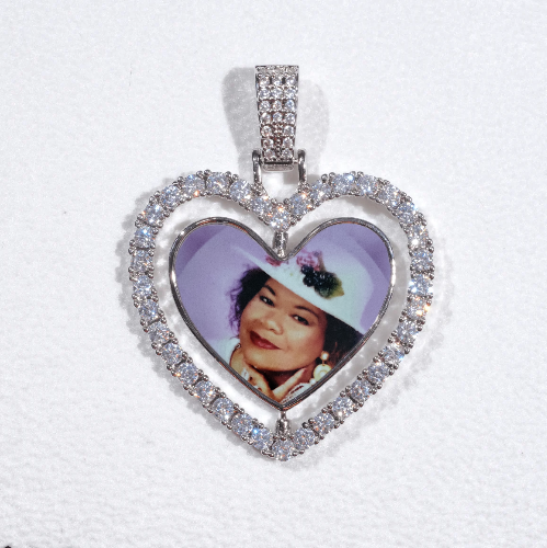 3D Spinning 2-Faced Heart Custom Picture Pendant