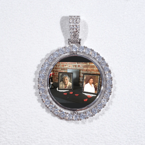 3D Spinning 2-Faced Custom Picture Pendant